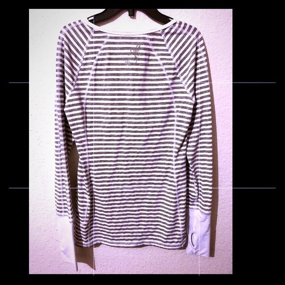 Lululemon Reversible LS Snap Front Top (6) RARE! (XTRA PICS!) See original List - Picture 4 of 8